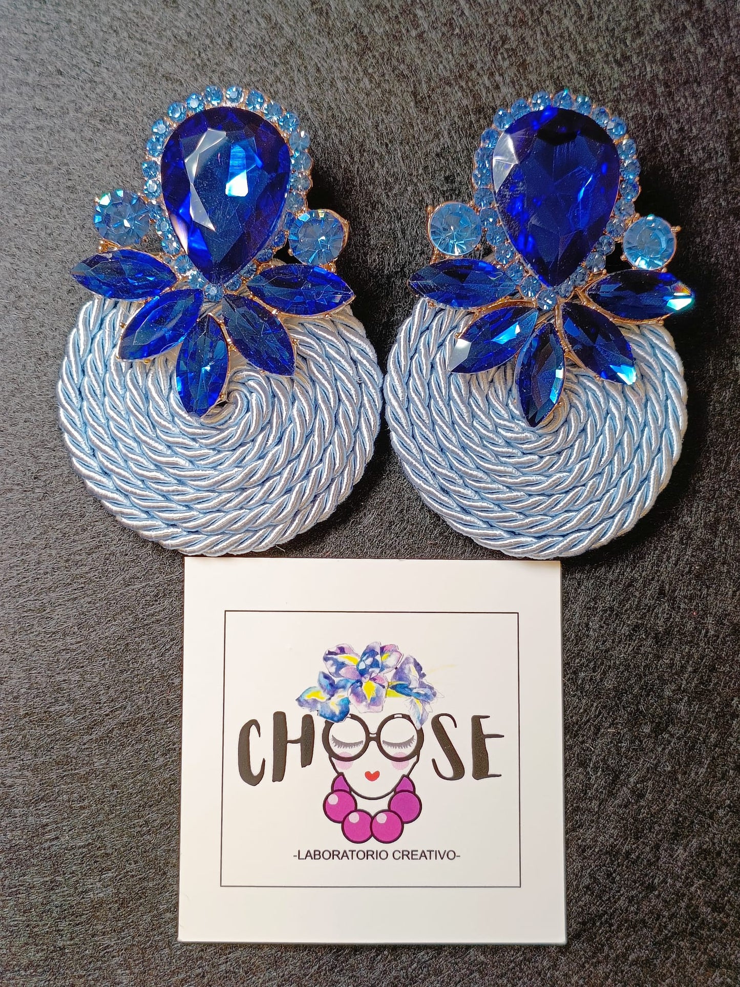 Orecchini Artigianali Blu Rotondi