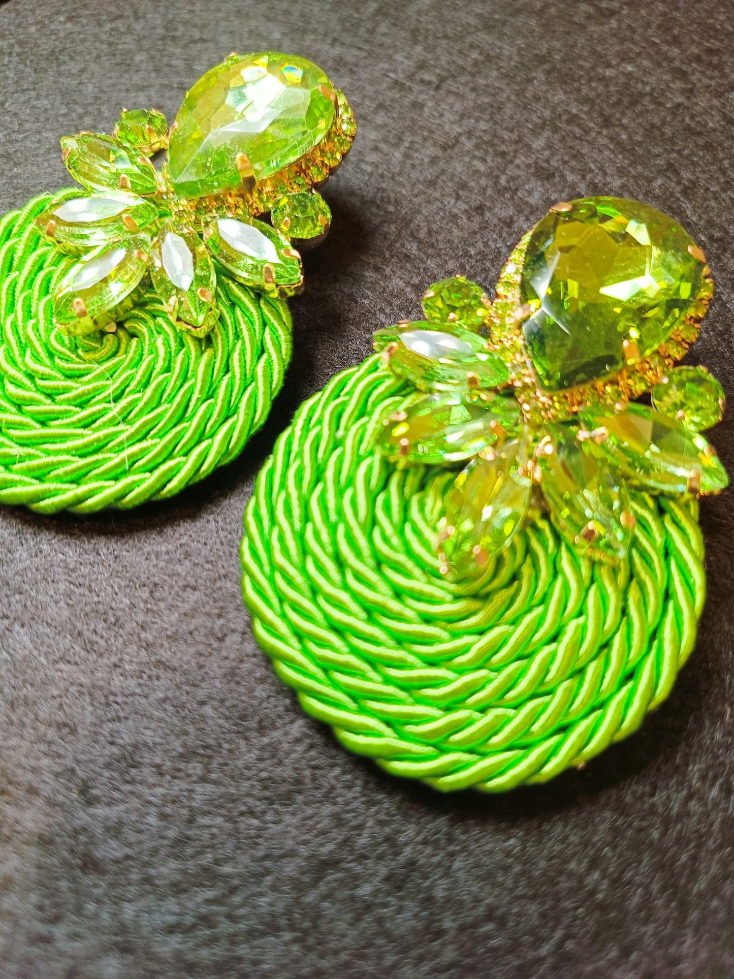 Orecchini Artigianali Verde Mela Rotondi