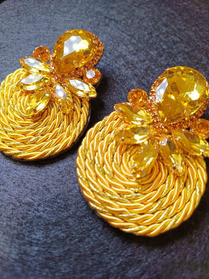 Orecchini Artigianali Gialli Rotondi