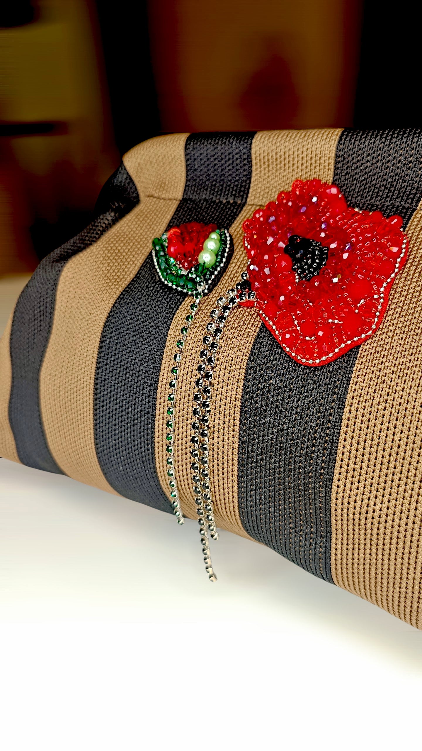 Pochette a Righe con Papavero Gioiello