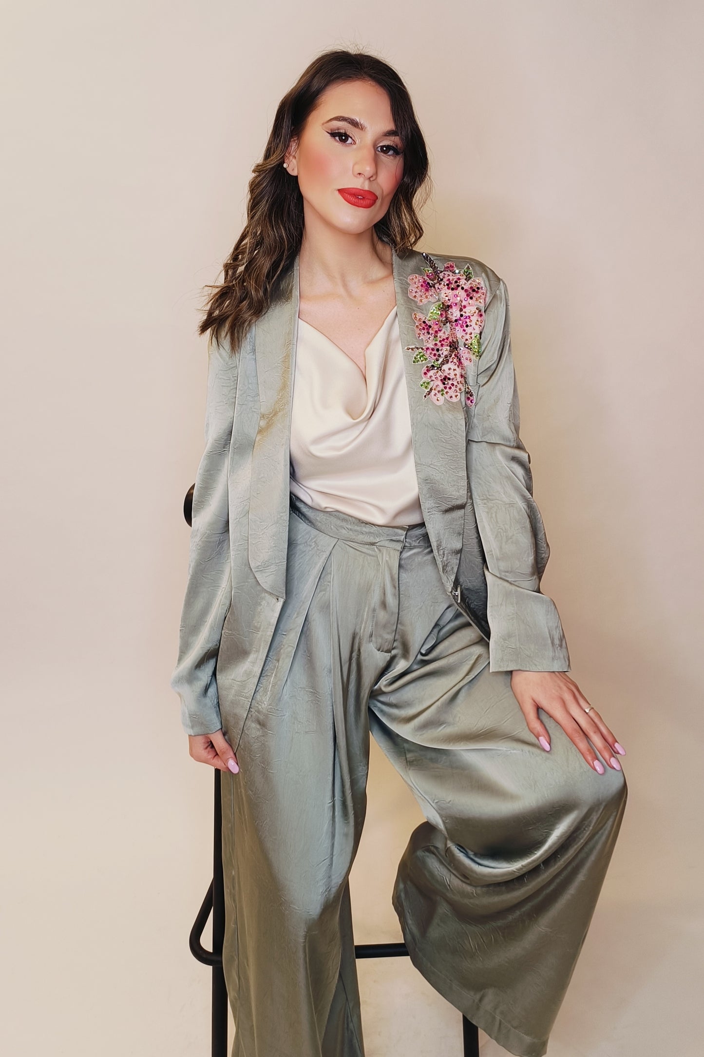 Completo ramo di ciliegio in cristalli