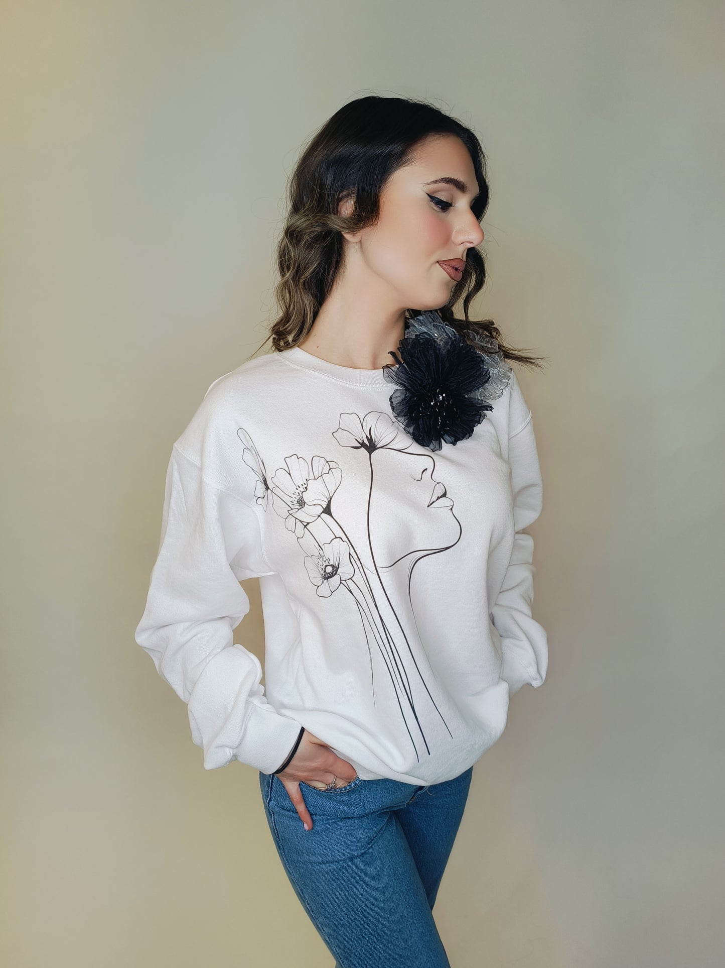 Felpa volto stilizzato